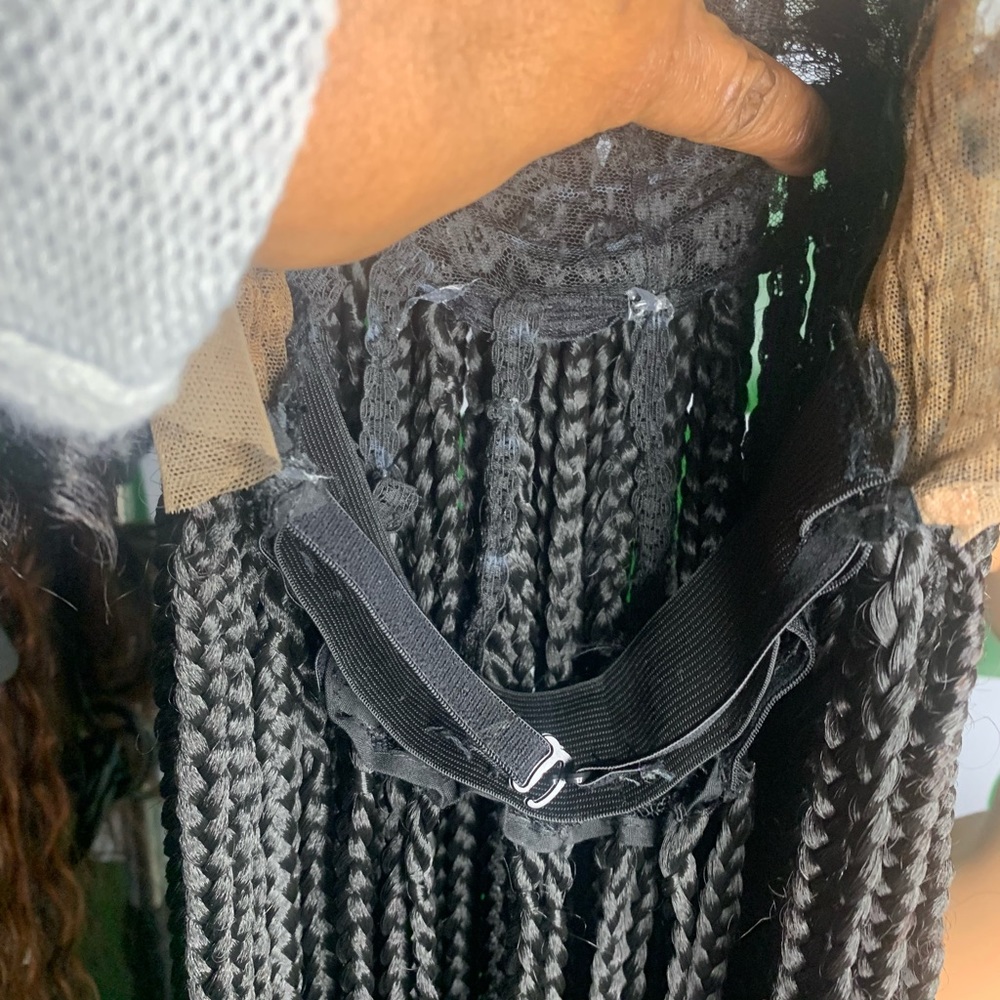 30” breathable braided wig